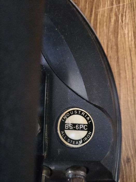 Утюг паровой отлично