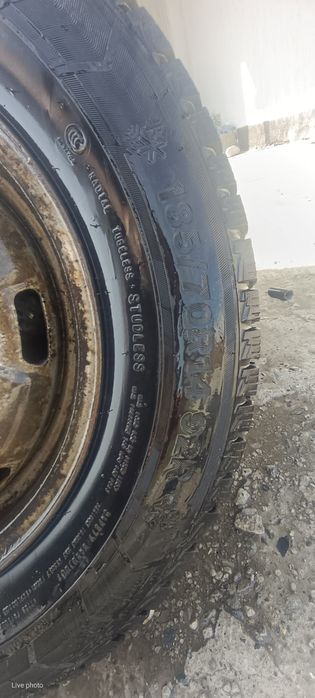 Продам зимние шины с дисками