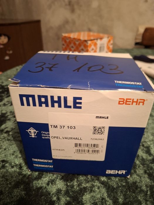 Термостат за опел или шевролет MAHLE