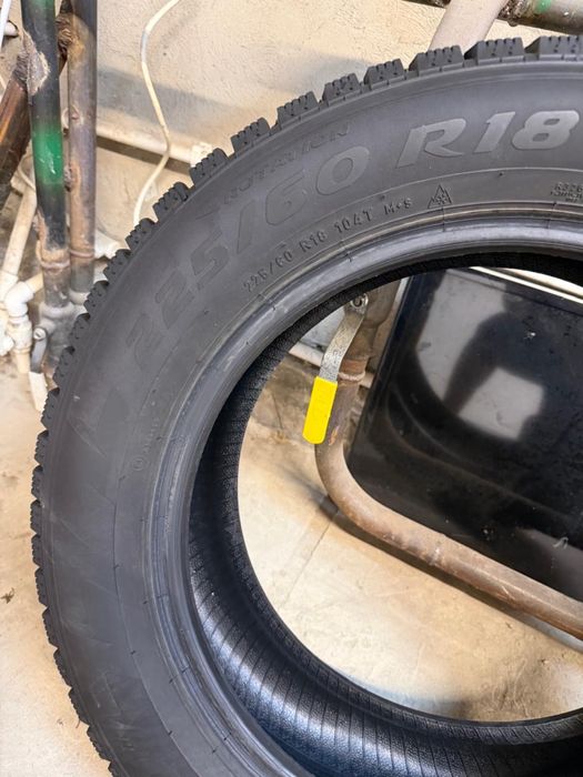 Авторезина с шипами Pirelli