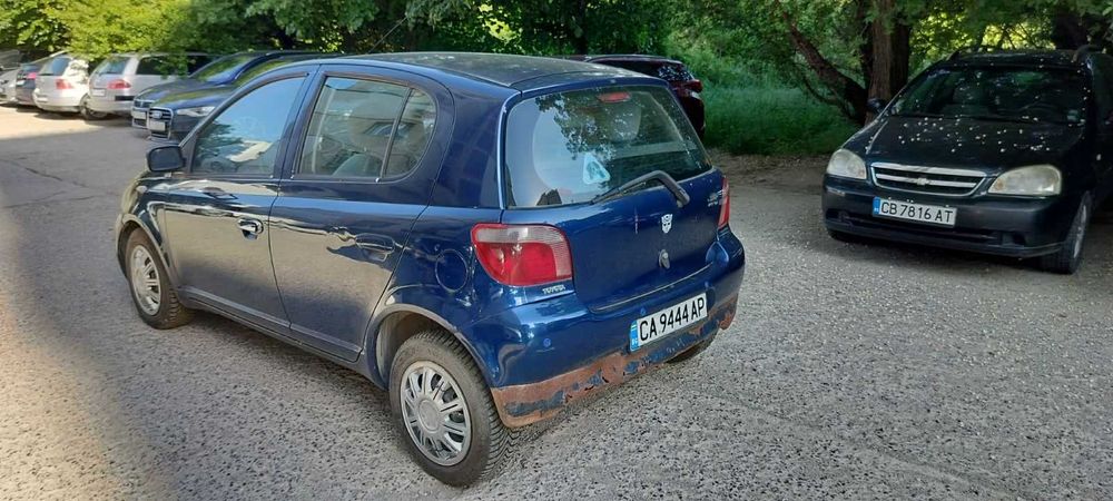 Toyota Yaris, 2000, 247700 км.