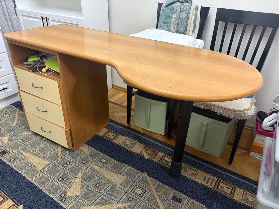 Продам писменный стол