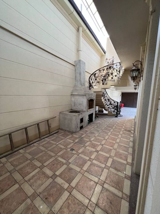 Yakkasaroyha hovli arenda bor