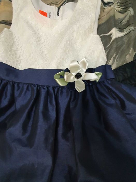 Платье на девочку 6-8 лет