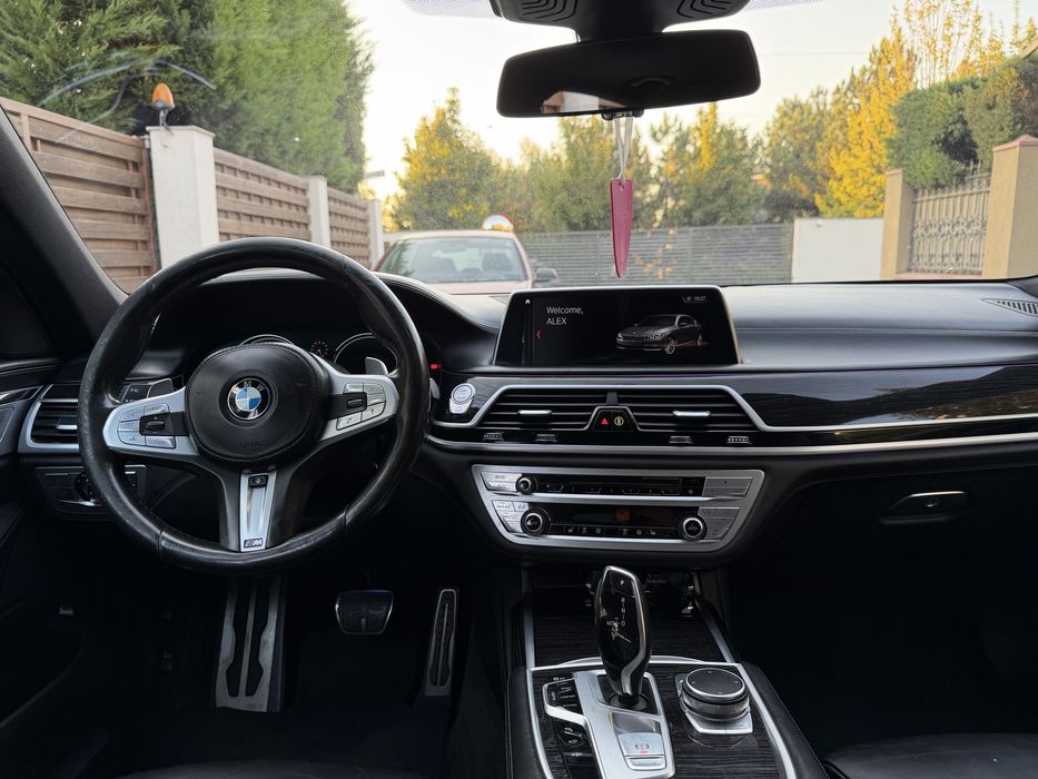 Bmw Seria 7 2018 M Paket Trapa
