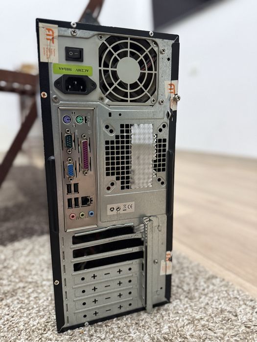 Vand pc cu ssd inclus