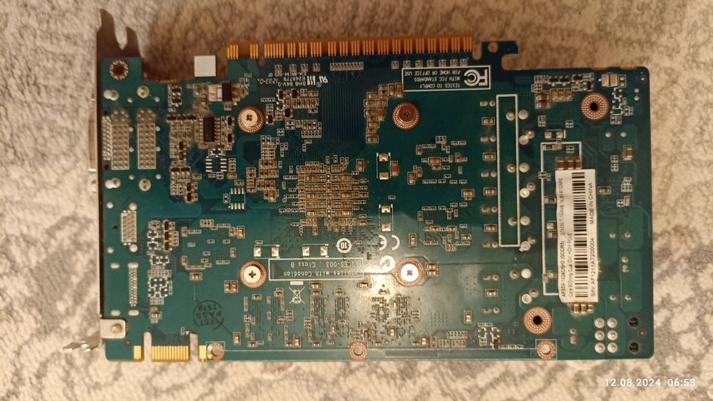 Видиокарта GTX 550 TI