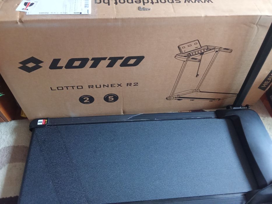 Пътека за бягане само пробвана