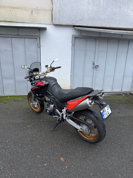 Aprilia Pegaso 650 Strada Factory Edition A2 Inmatriculat