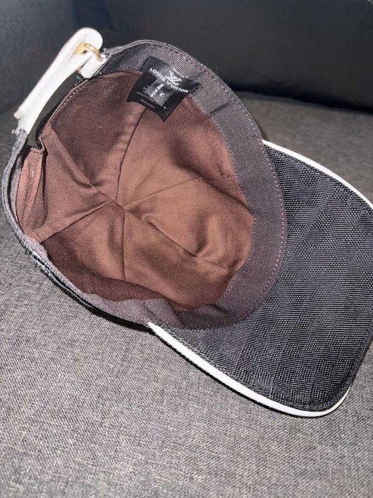 Sapca Louis Vuitton noua