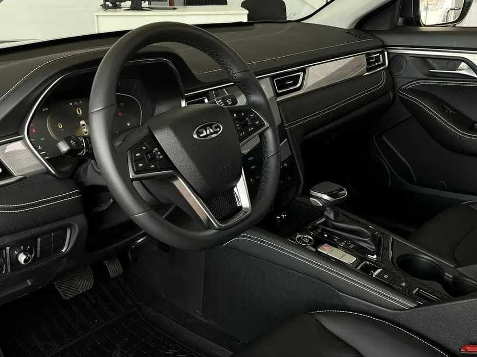 JAC J7 TURBO 1.5 skidka daxarid qilishga ulgurib qoling