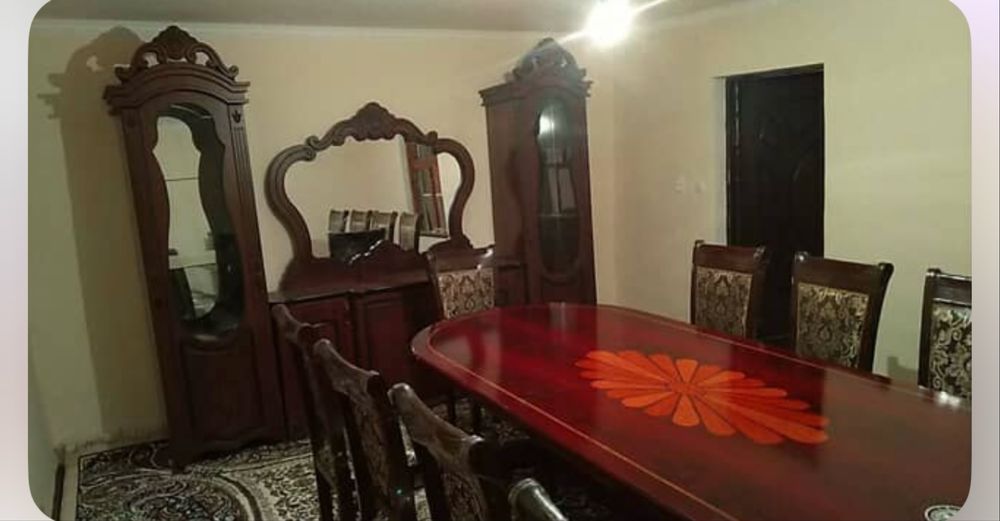 Пенал и камод для зала