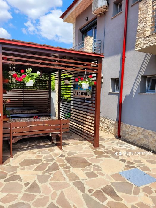 Camere de închiriat