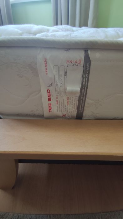 Спални,легла с матраци и подматрачна дъска