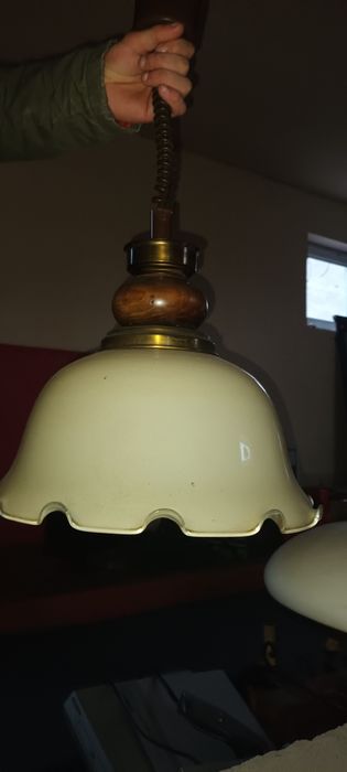 Lustra vintage cu înălțimea reglabila