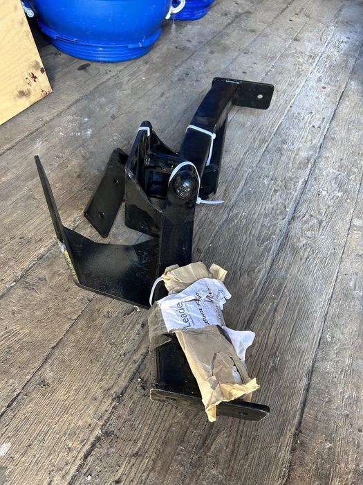 Фаркоп на хайлендер 2007 , 2013