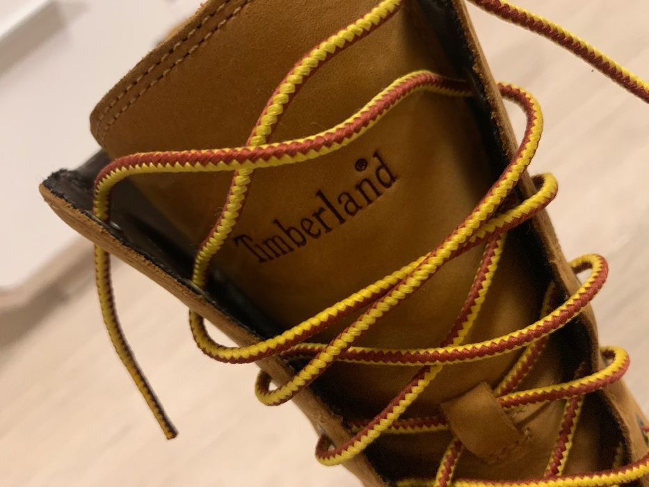 Timberland боти на ток - от първокачествен набук - като нови