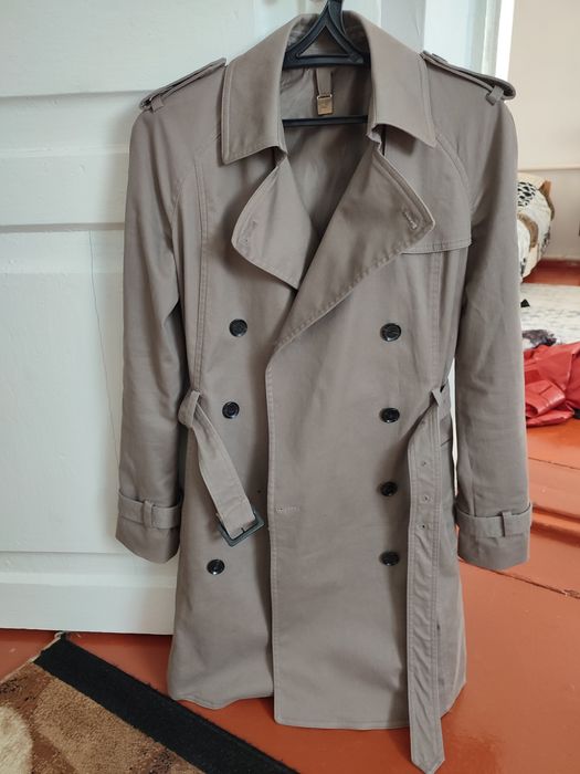 Продам курки и плащи