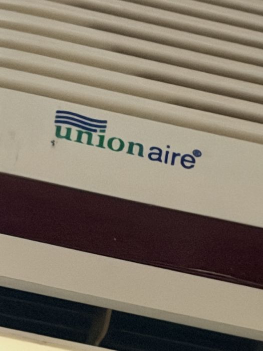 Aparat aer conditionat 12000 btu montat si functional pret 300 lei