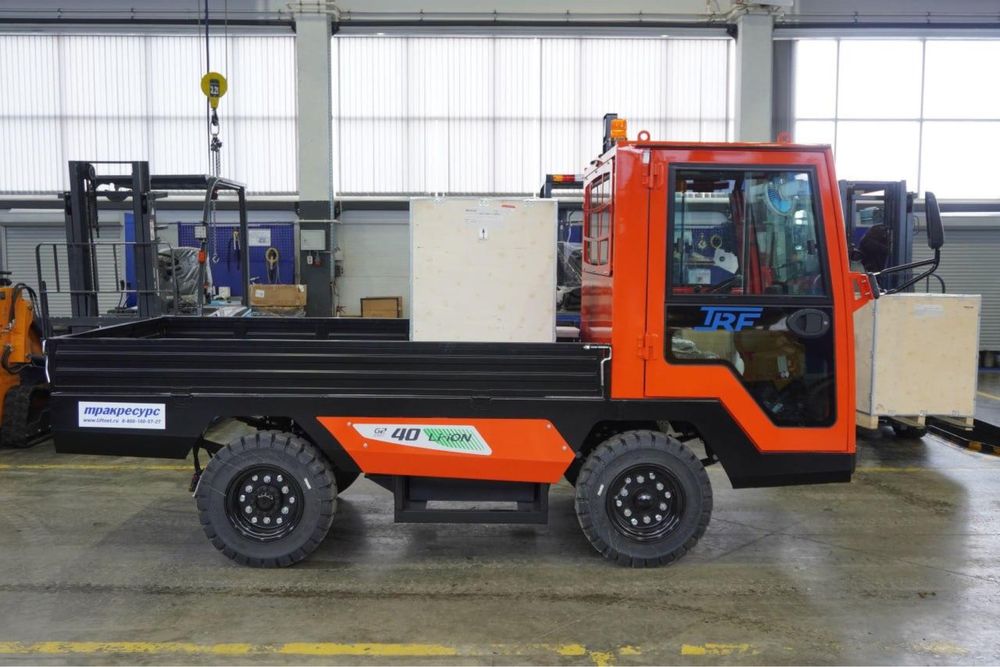 Тележка платформенная (тягач)