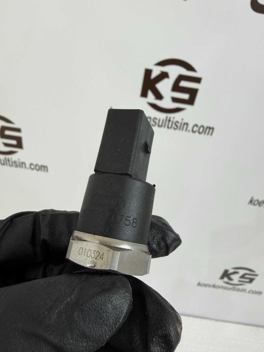 Датчик налягане горивна система VOLKSWAGEN, AUDI, MERCEDES