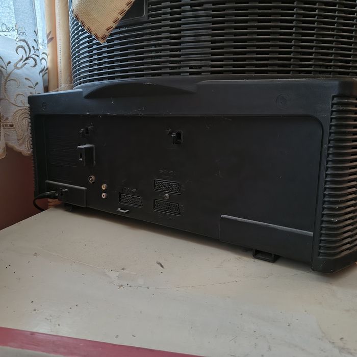 Ретро телевизор Sony Trinitron 29" (KV-29XL71K) + дистанционно и чинчове