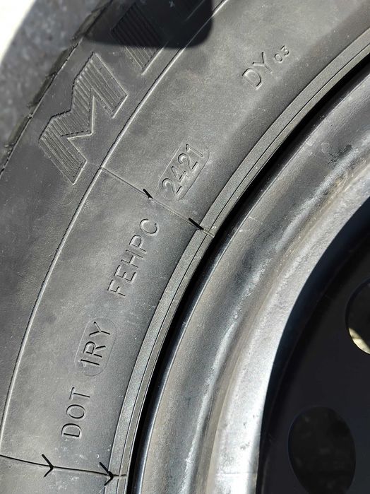 Оригинална джанта с гума за нисан кашкай за резервна