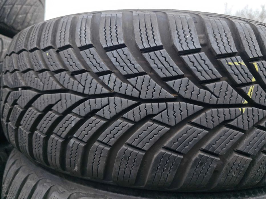 2бр Като нови зимни гуми 185 55 15 - Continental -