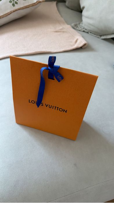 Парфюм от Louis Vuittone Attrape Reves