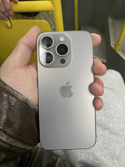 Iphone 15 pro 128|89%