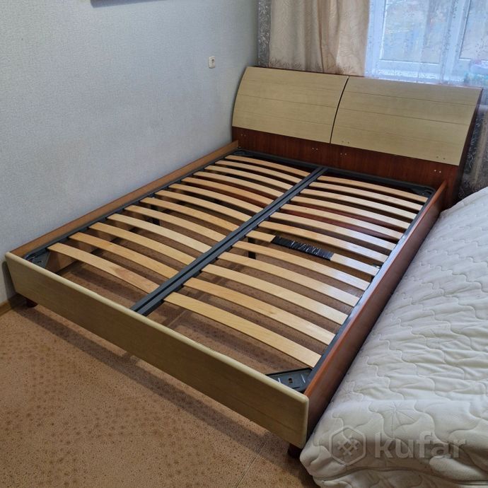 Продам двухспальную кровать