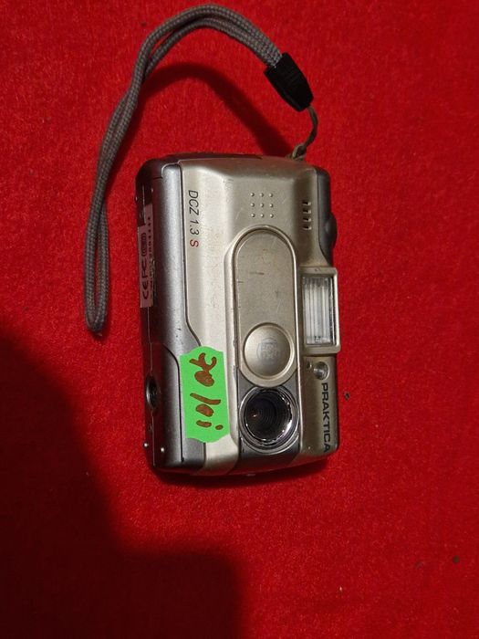 Aparat foto perfect funcțional fără accesorii