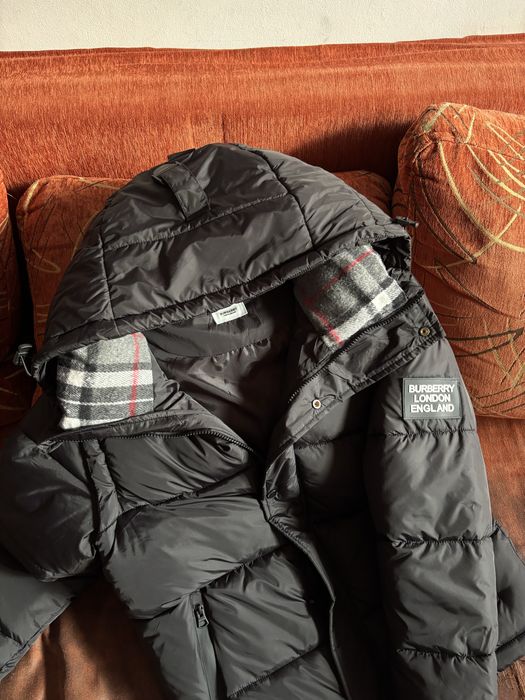 Burberry Puffer Яке
