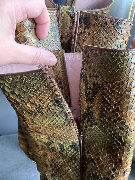 Cizme piele de sarpe python 275 lei