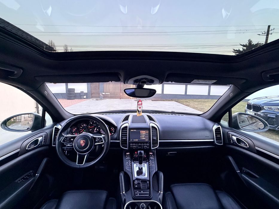Porsche Cayenne 3.0 Diesel • Euro 6 • 2016 • Full Service • Fără daune