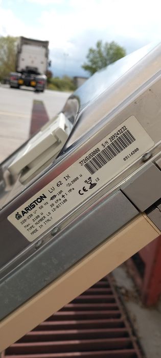 Горна кошница за съдомиялна Ariston