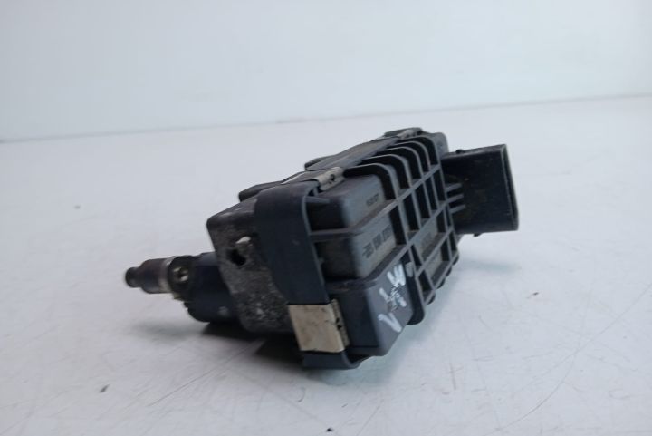 Actuator turbo 6NW008412 Mercedes-Benz E-Class W211 (facelift) seria
