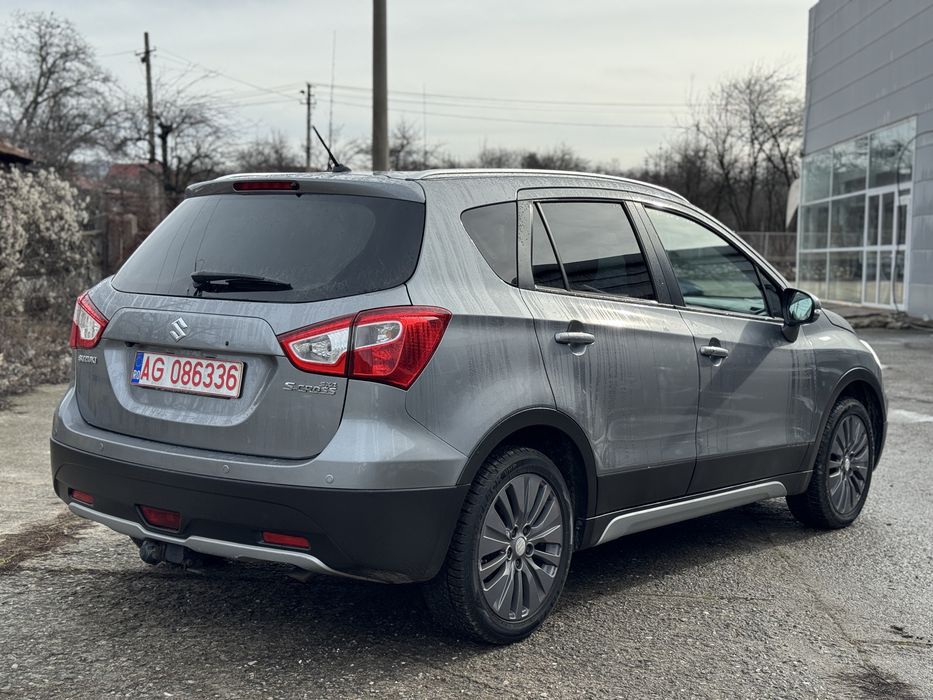 Suzuki SX4 S-Cross Panoramic Navi Clima Incalzire Scaune Led