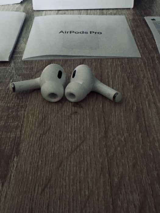 Air pods pro 2.