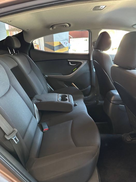 Продаю Hyundai Elantra