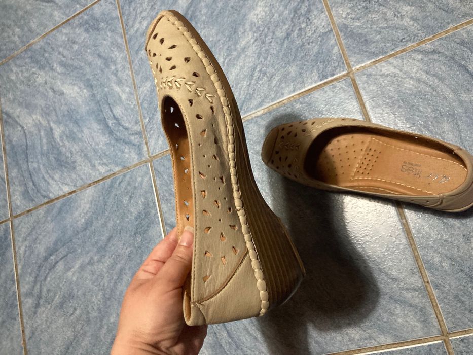 Pantofi balerini