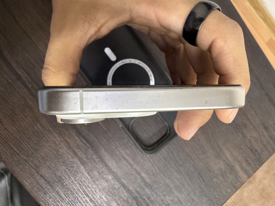 Срочна продам айфон 15 про макс 256gb