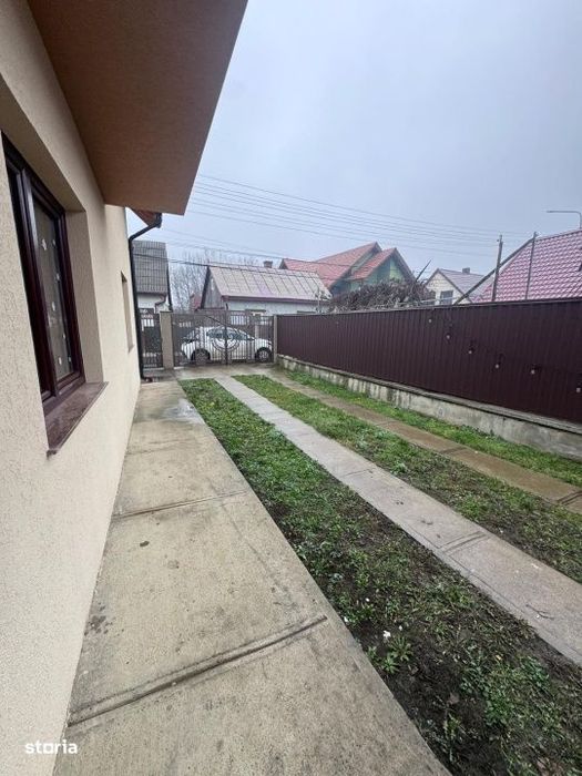 Casa individuala, teren 400mp, Radauti