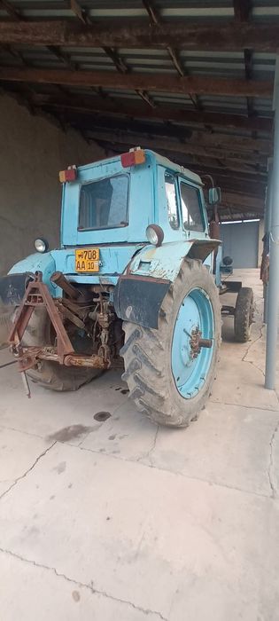 TRAKTOR  MTZ 80   xolati yaxshi