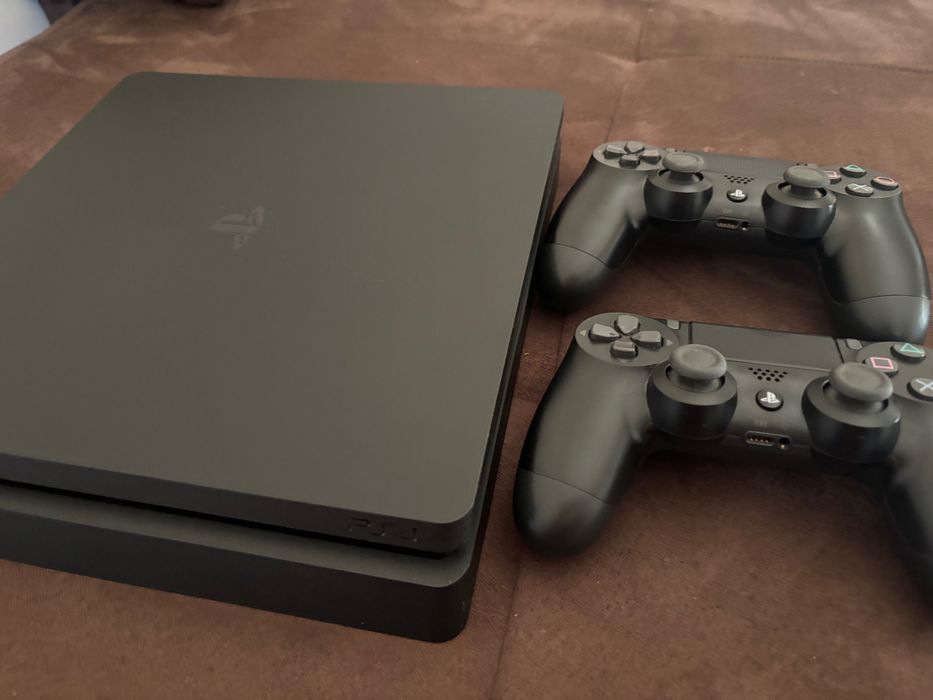 PlayStation 4 1TB