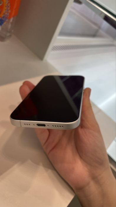 Чистый iPhone 16, Всё Оригинал