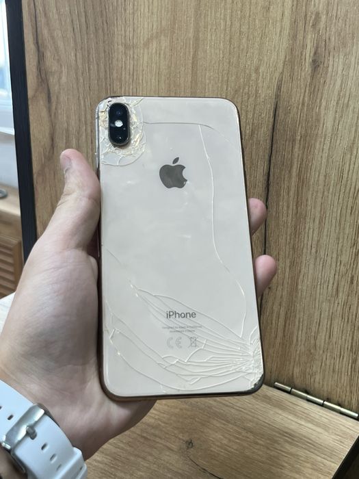 Продам Айфон ХсМах