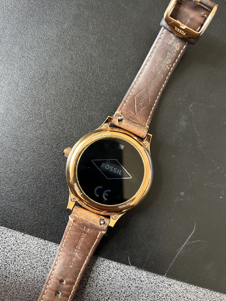 Fossil watch shop model dw5a