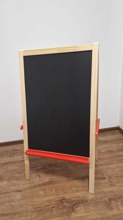 MÅLA NOU
Şevalet, lemn conifere copii 3 în 1