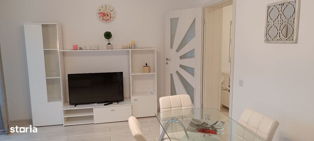 Inchiriere apartament 2 camere in zona Coresi.
